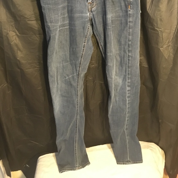 American Eagle Outfitters woman's 30x32 - Picture 3 of 5